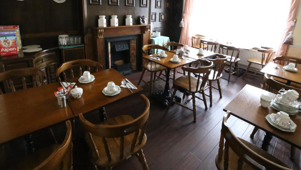 All Seasons Guest House Оксфорд Экстерьер фото